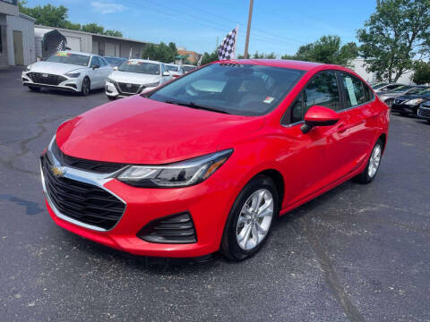 2019 Chevrolet Cruze LT FWD photo