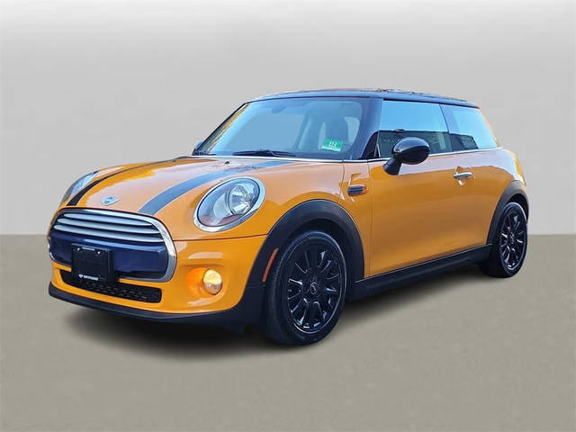 2015 MINI Hardtop 2 Door  FWD photo