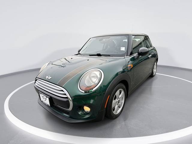 2015 MINI Hardtop 2 Door FWD photo