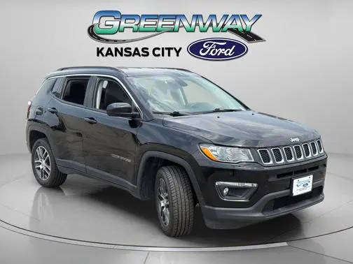 2019 Jeep Compass Latitude 4WD photo