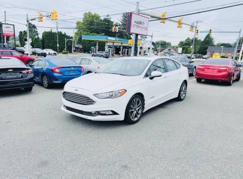 2017 Ford Fusion Hybrid SE FWD photo