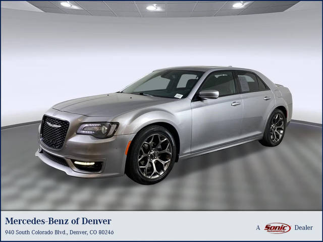 2018 Chrysler 300 300S RWD photo