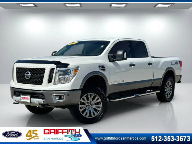 2019 Nissan Titan XD PRO-4X 4WD photo