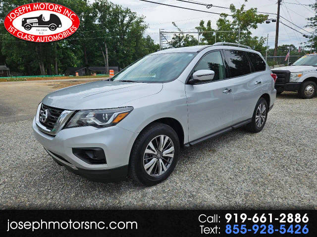 2019 Nissan Pathfinder S 4WD photo