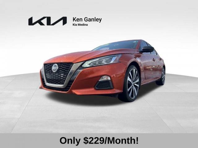 2019 Nissan Altima 2.5 SR AWD photo