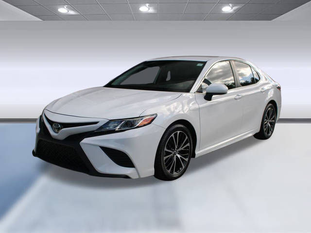 2019 Toyota Camry SE FWD photo