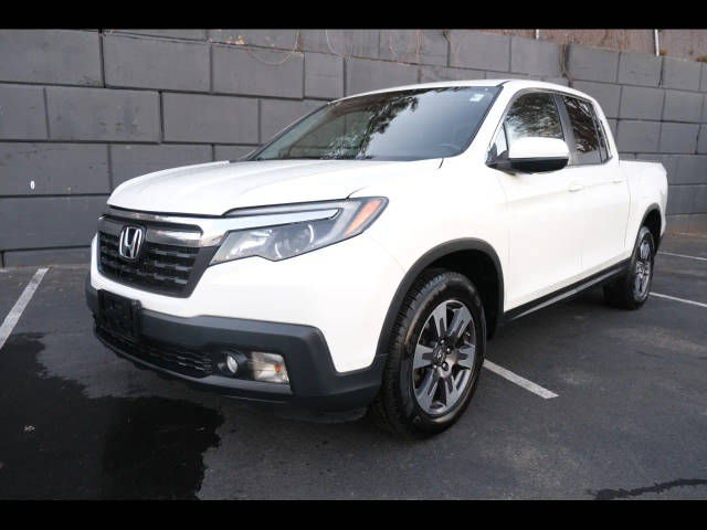 2019 Honda Ridgeline RTL-T AWD photo