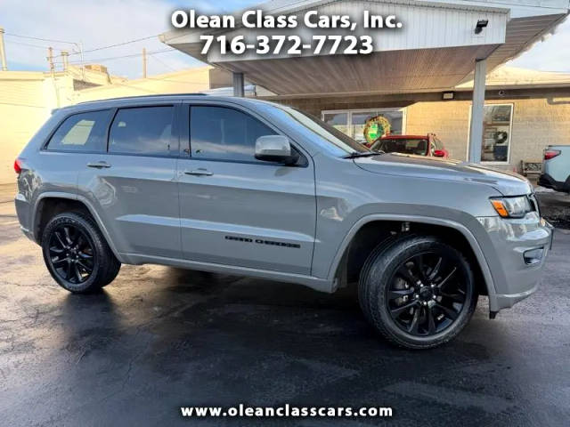 2019 Jeep Grand Cherokee Altitude 4WD photo