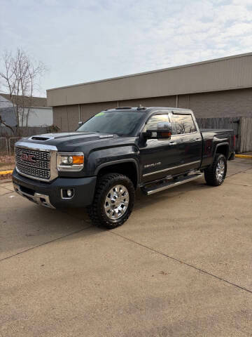2019 GMC Sierra 2500HD Denali 4WD photo