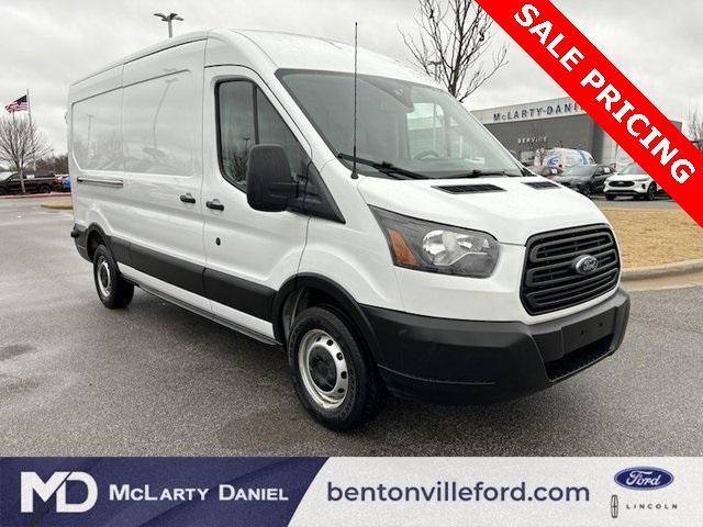 2019 Ford Transit Van  RWD photo