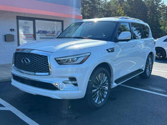 2019 Infiniti QX80 LUXE 4WD photo