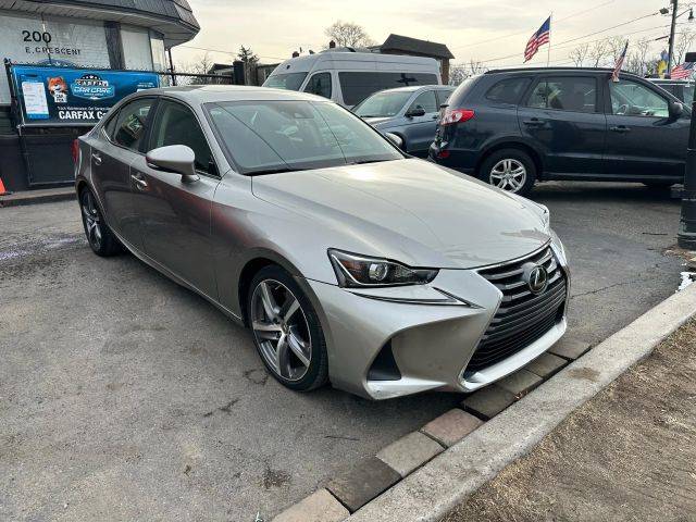 2019 Lexus IS IS 300 AWD photo