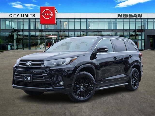 2019 Toyota Highlander SE FWD photo