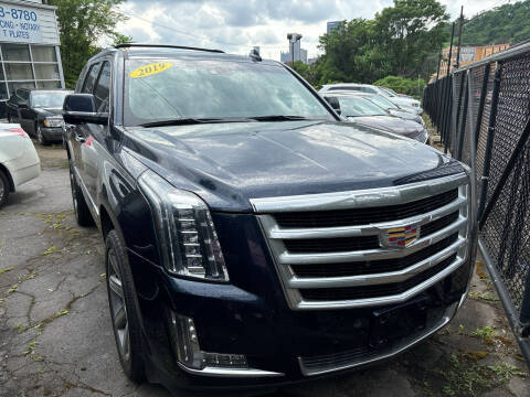 2019 Cadillac Escalade Premium Luxury 4WD photo