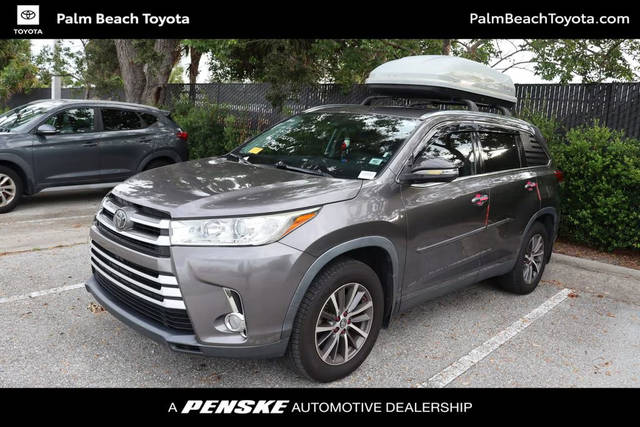 2019 Toyota Highlander XLE FWD photo