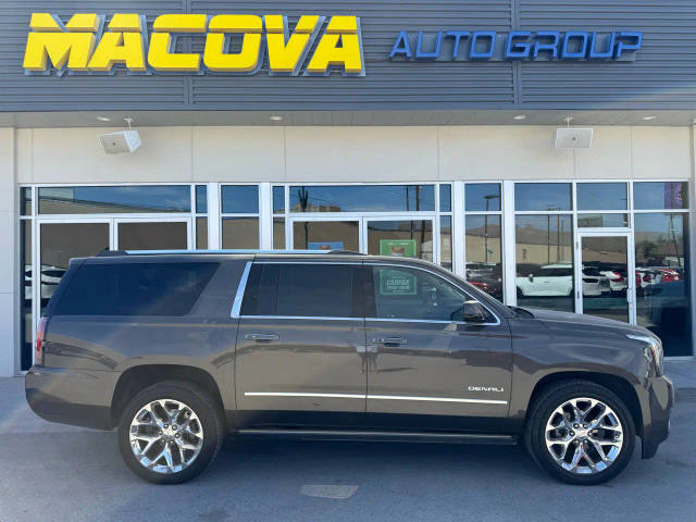 2019 GMC Yukon XL Denali RWD photo