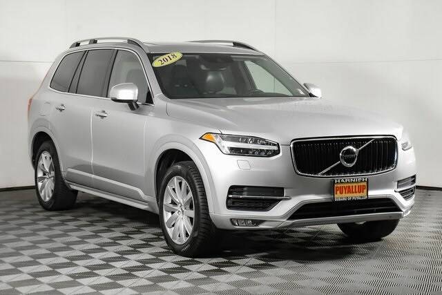 2018 Volvo XC90 Momentum AWD photo