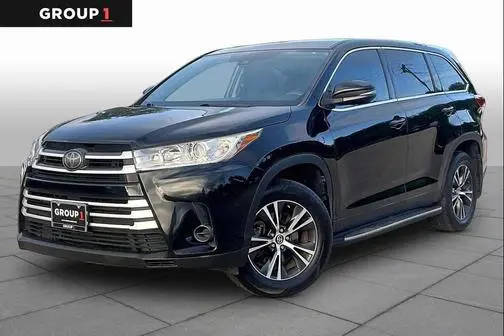 2019 Toyota Highlander LE FWD photo