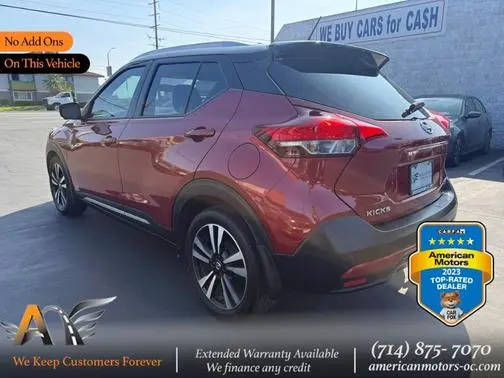 2018 Nissan Kicks SR FWD photo