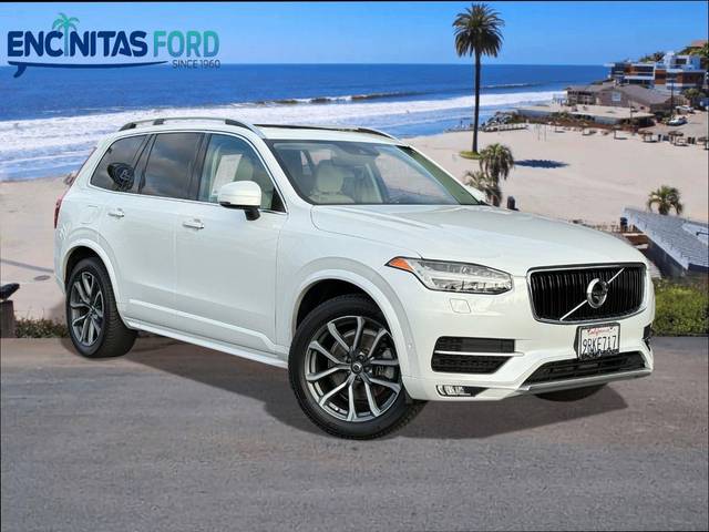 2019 Volvo XC90 Momentum AWD photo