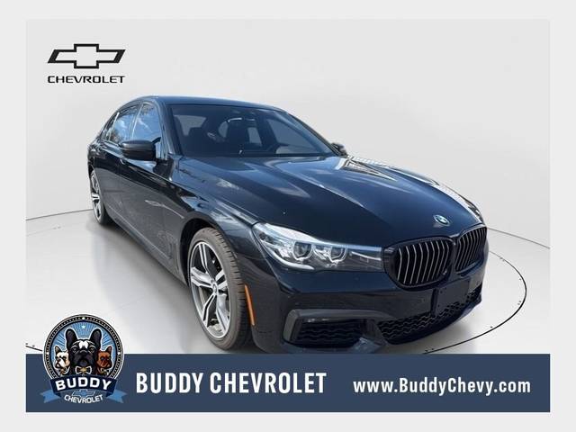 2019 BMW 7 Series 740i RWD photo