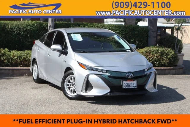 2018 Toyota Prius Prime Premium FWD photo
