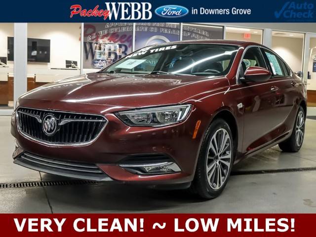 2018 Buick Regal Sportback Preferred II FWD photo