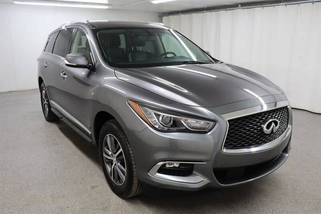 2017 Infiniti QX60  AWD photo