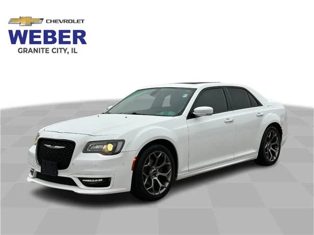 2018 Chrysler 300 300S RWD photo