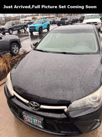 2016 Toyota Camry SE FWD photo