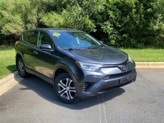 2018 Toyota RAV4 LE AWD photo