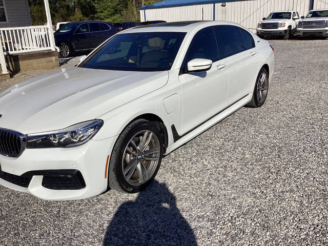 2019 BMW 7 Series 740e xDrive iPerformance AWD photo