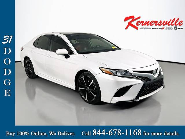 2019 Toyota Camry XSE FWD photo