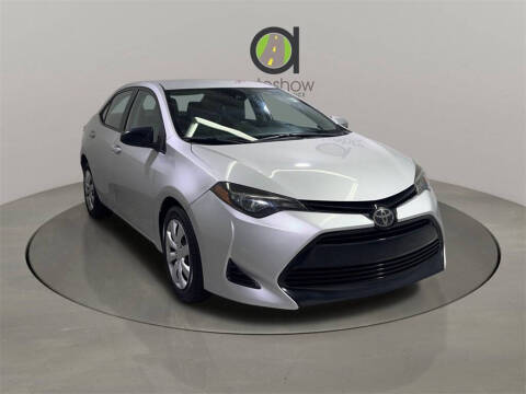 2019 Toyota Corolla LE FWD photo