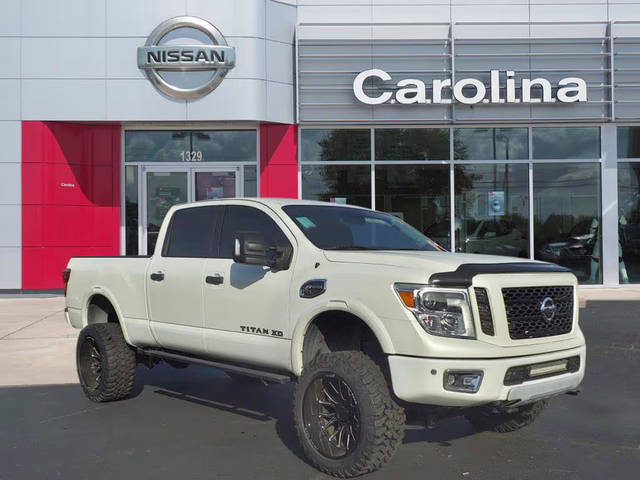 2019 Nissan Titan XD PRO-4X 4WD photo