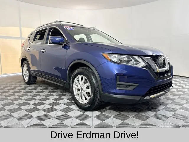 2019 Nissan Rogue SV FWD photo