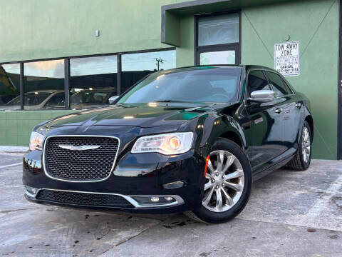 2018 Chrysler 300 Limited AWD photo
