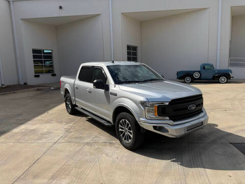 2019 Ford F-150 XLT 4WD photo