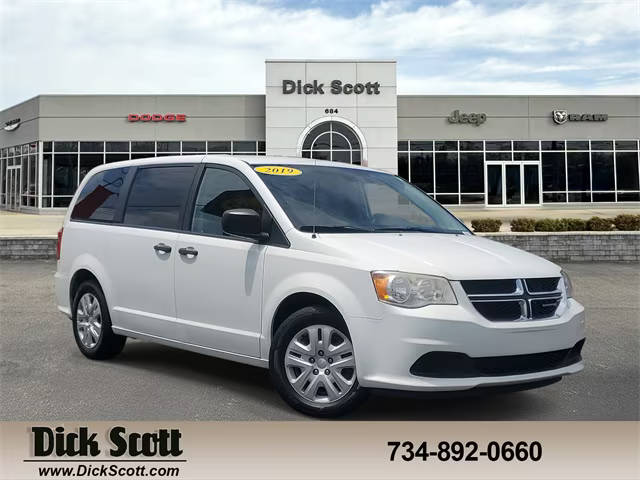 2019 Dodge Grand Caravan SE FWD photo
