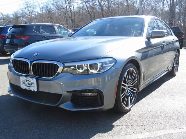 2019 BMW 5 Series 540i RWD photo