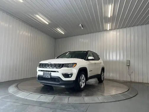 2019 Jeep Compass Latitude 4WD photo