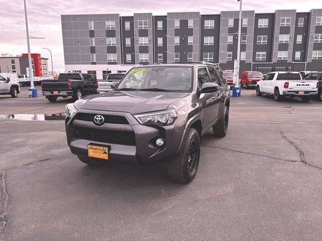 2019 Toyota 4Runner SR5 4WD photo