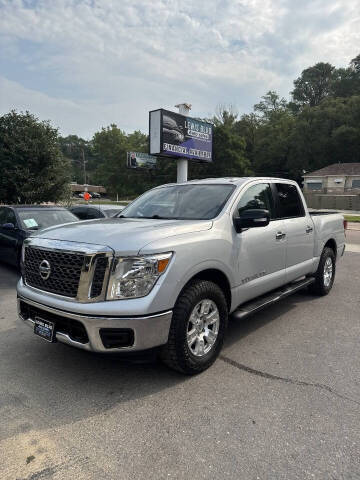 2018 Nissan Titan SV 4WD photo