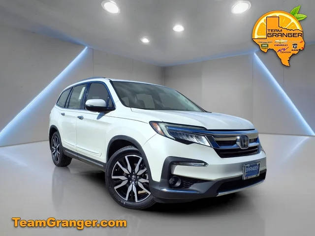 2019 Honda Pilot Touring 8-Passenger FWD photo