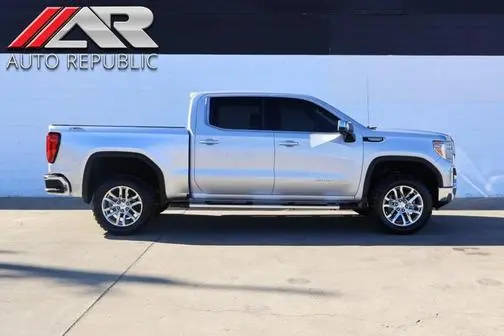 2019 GMC Sierra 1500 SLT 4WD photo