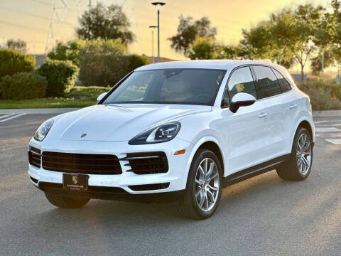 2019 Porsche Cayenne  AWD photo