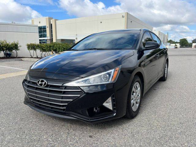 2019 Hyundai Elantra SE FWD photo