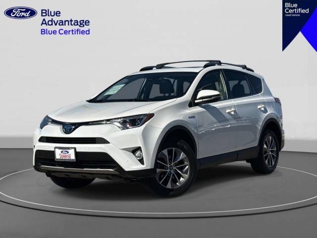2018 Toyota RAV4 Hybrid XLE AWD photo