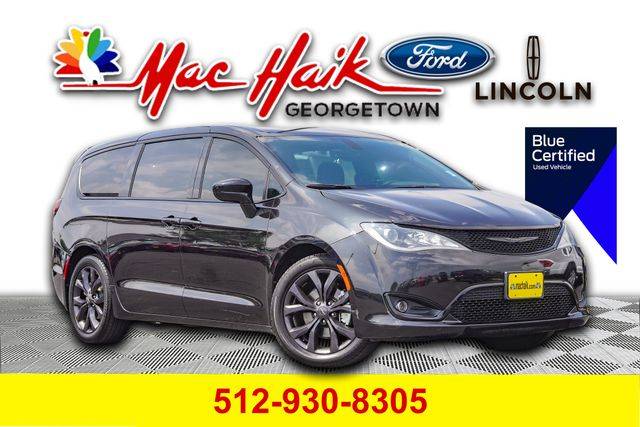 2019 Chrysler Pacifica Minivan Touring Plus FWD photo