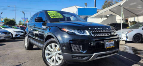 2019 Land Rover Range Rover Evoque SE 4WD photo